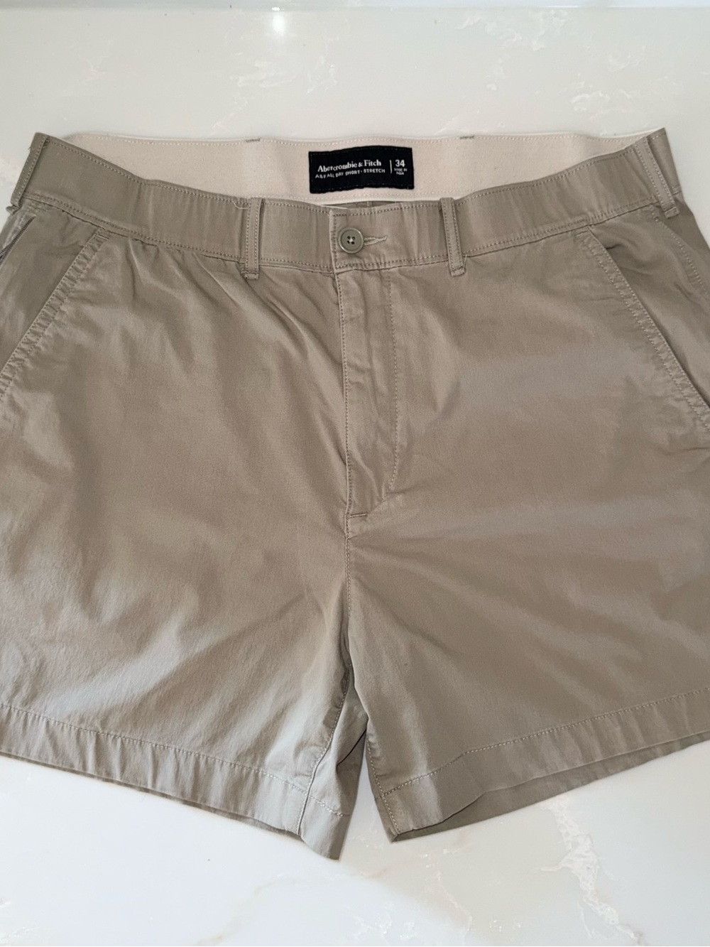 Abercrombie & Fitch Men's Light Tan All Day Flat-Front Shorts